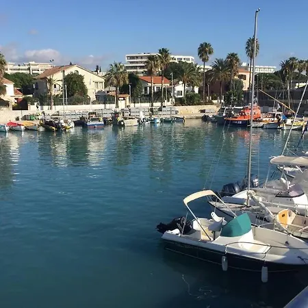 Bord De Mer, 아파트 *